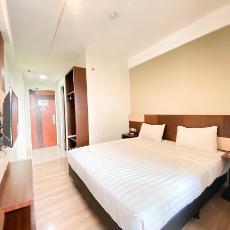 Hotel Gunawangsa Merr Surabaya Esterno foto