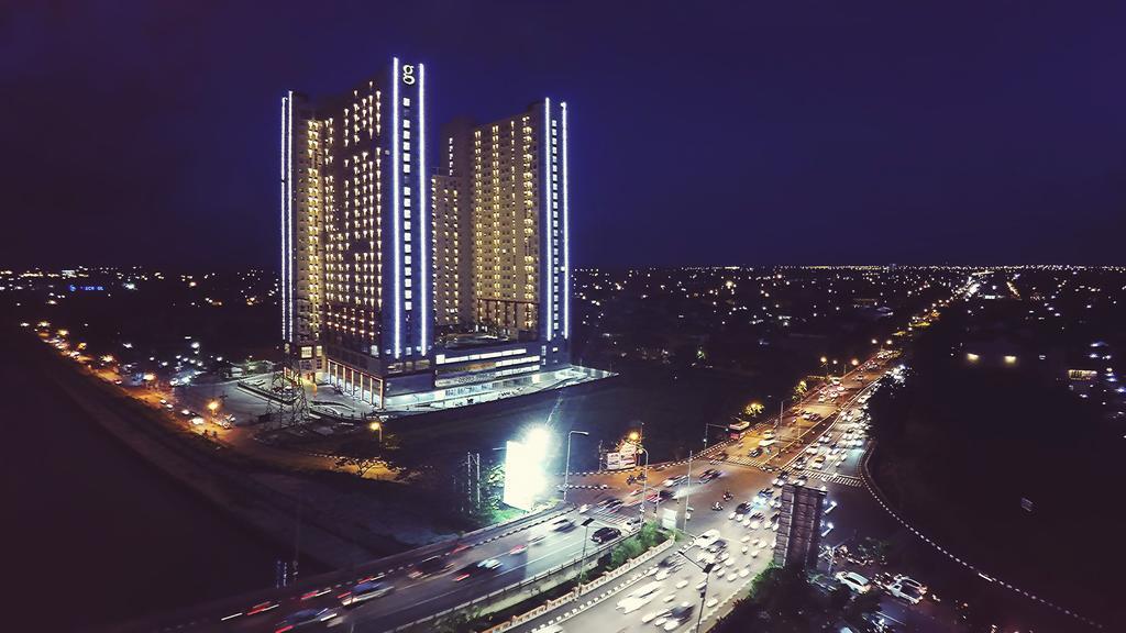 Hotel Gunawangsa Merr Surabaya Esterno foto