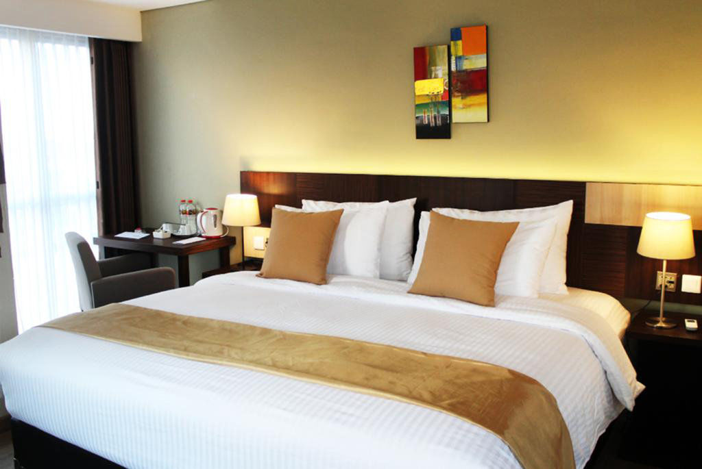 Hotel Gunawangsa Merr Surabaya Esterno foto